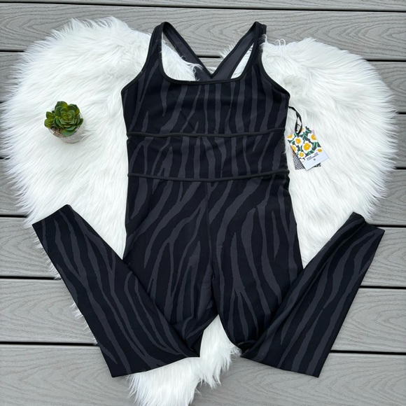 Diane Von Furstenberg x Target Jumpsuit - Picture 2 of 6